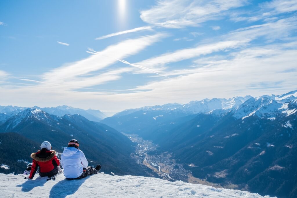 Manali to Sissu tour package